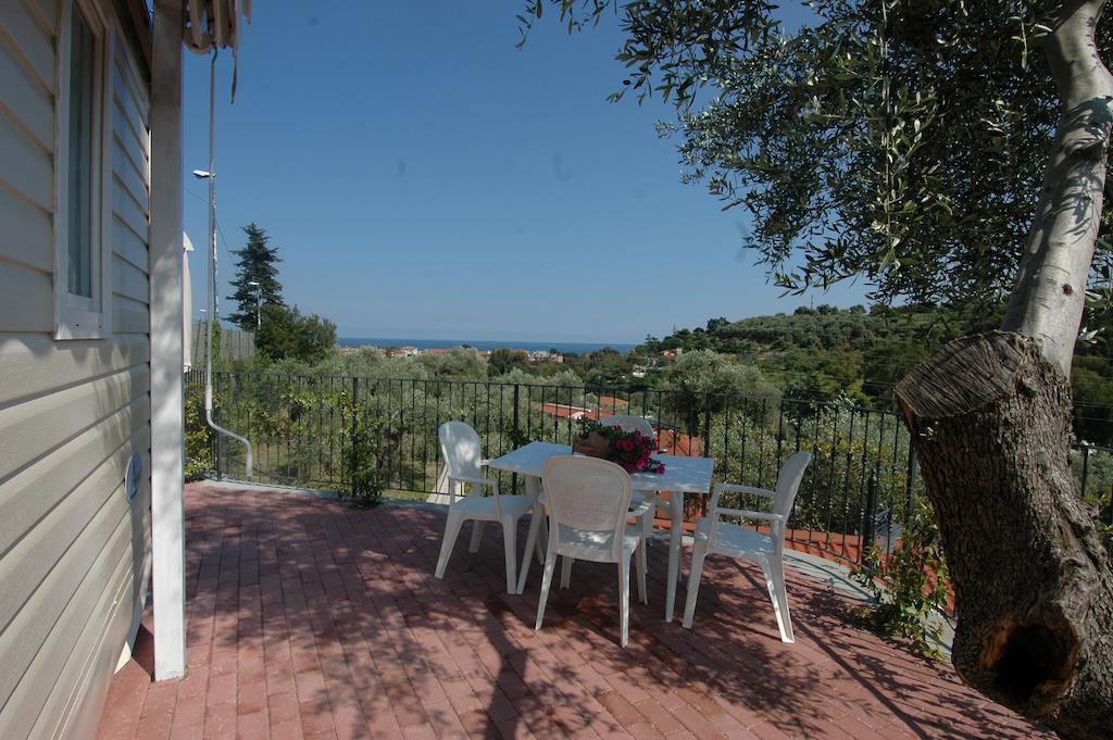 Camping Edy Diano Marina Exteriör bild