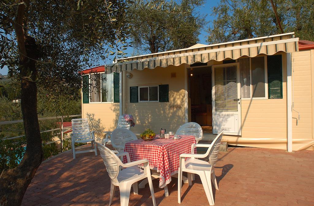 Camping Edy Diano Marina Exteriör bild